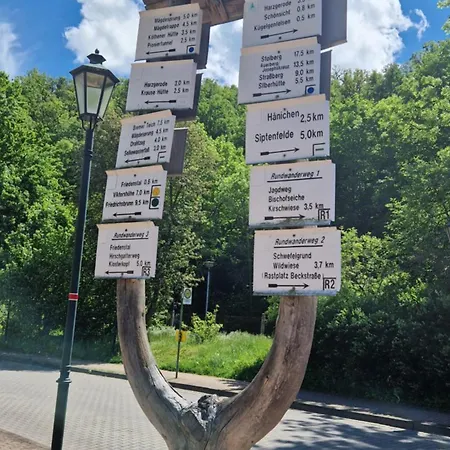 Habichtstein 3*