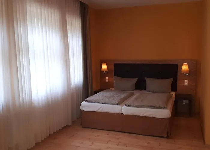 Habichtstein 3* アレクシスバート