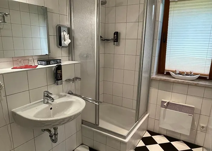 ホテル Habichtstein 3*